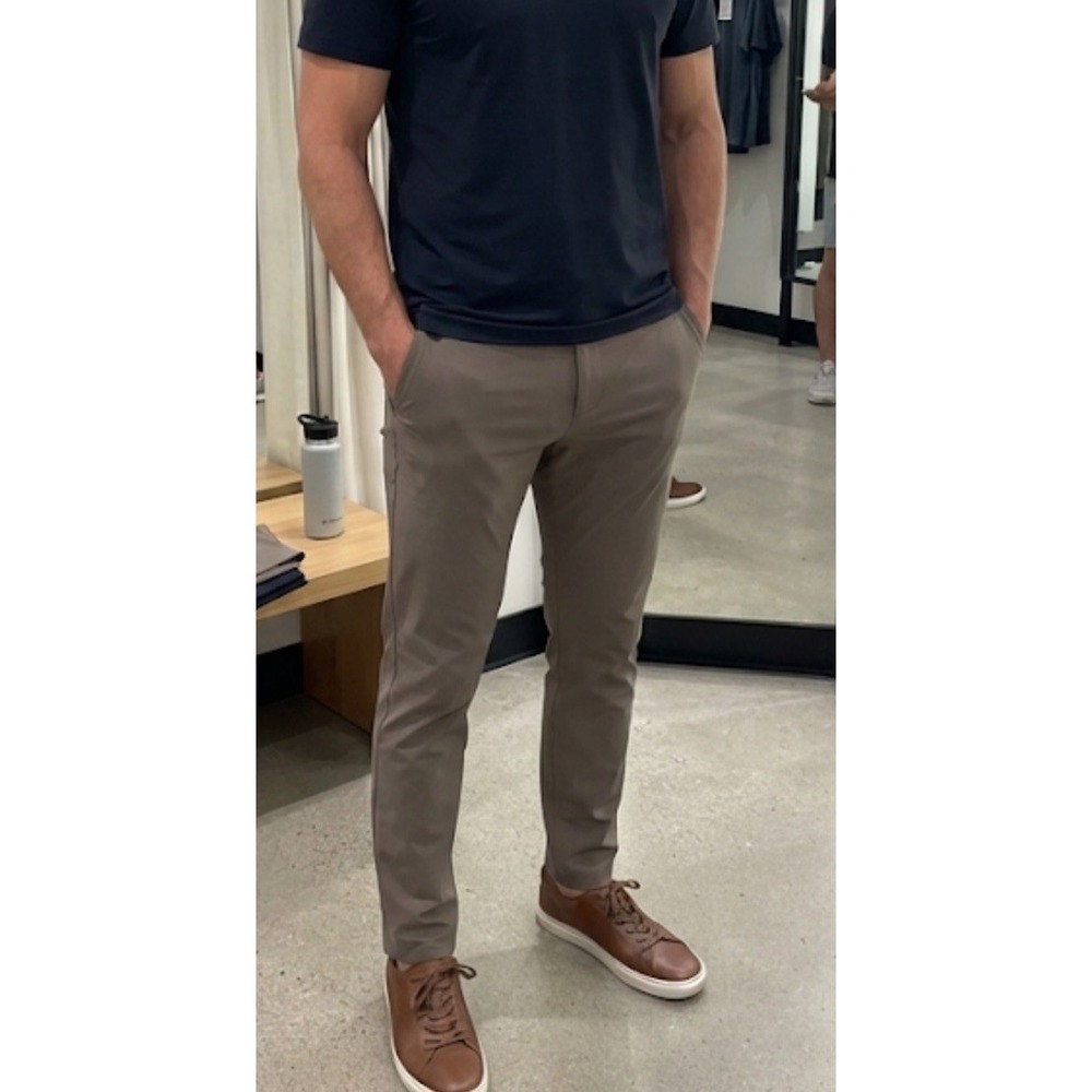 Lululemon ABC Versatwill Trouser Slim Fit Mens Sz 33x30 Nomad Performance Pants